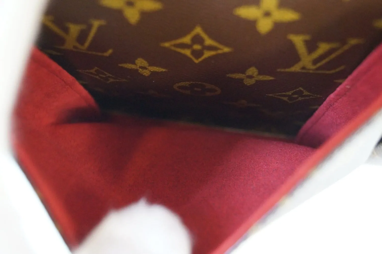 LOUIS VUITTON Monogram Multipli Cite Shoulder Bag