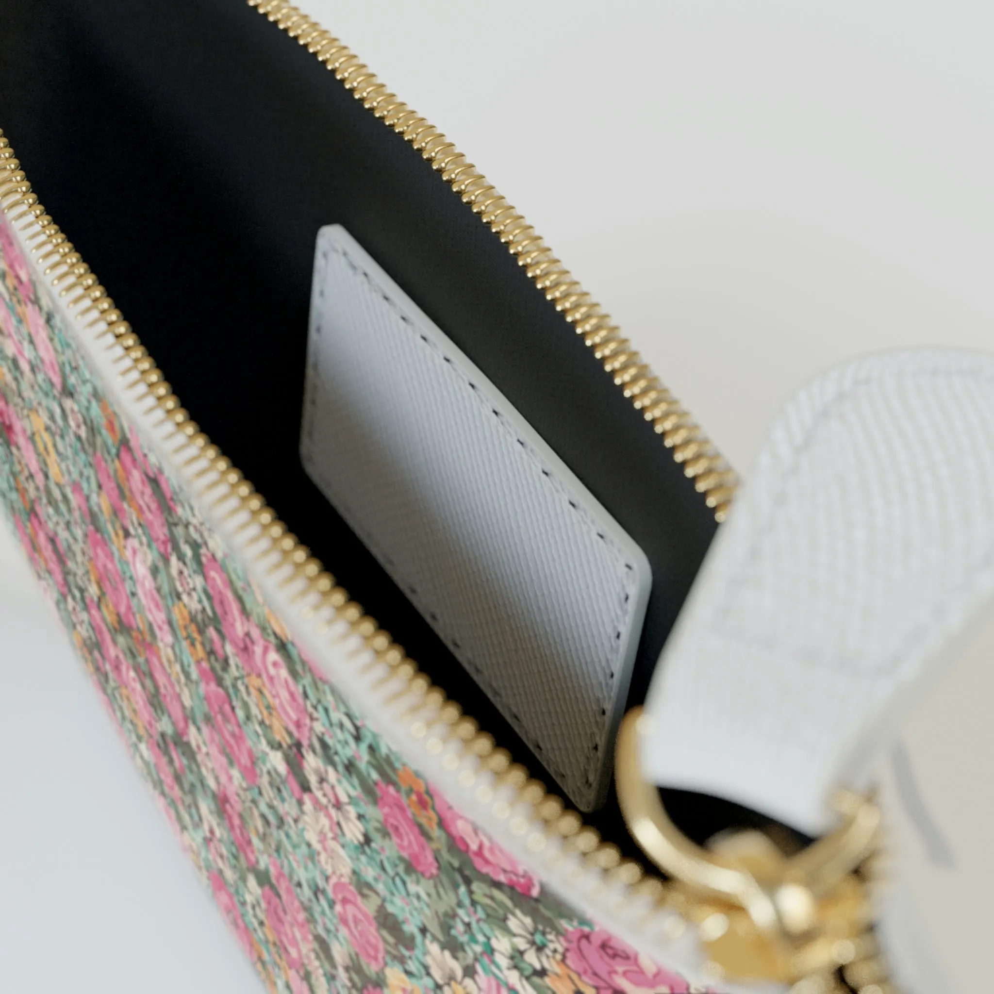 Mini Clutch Bag / Bright pink vintage floral